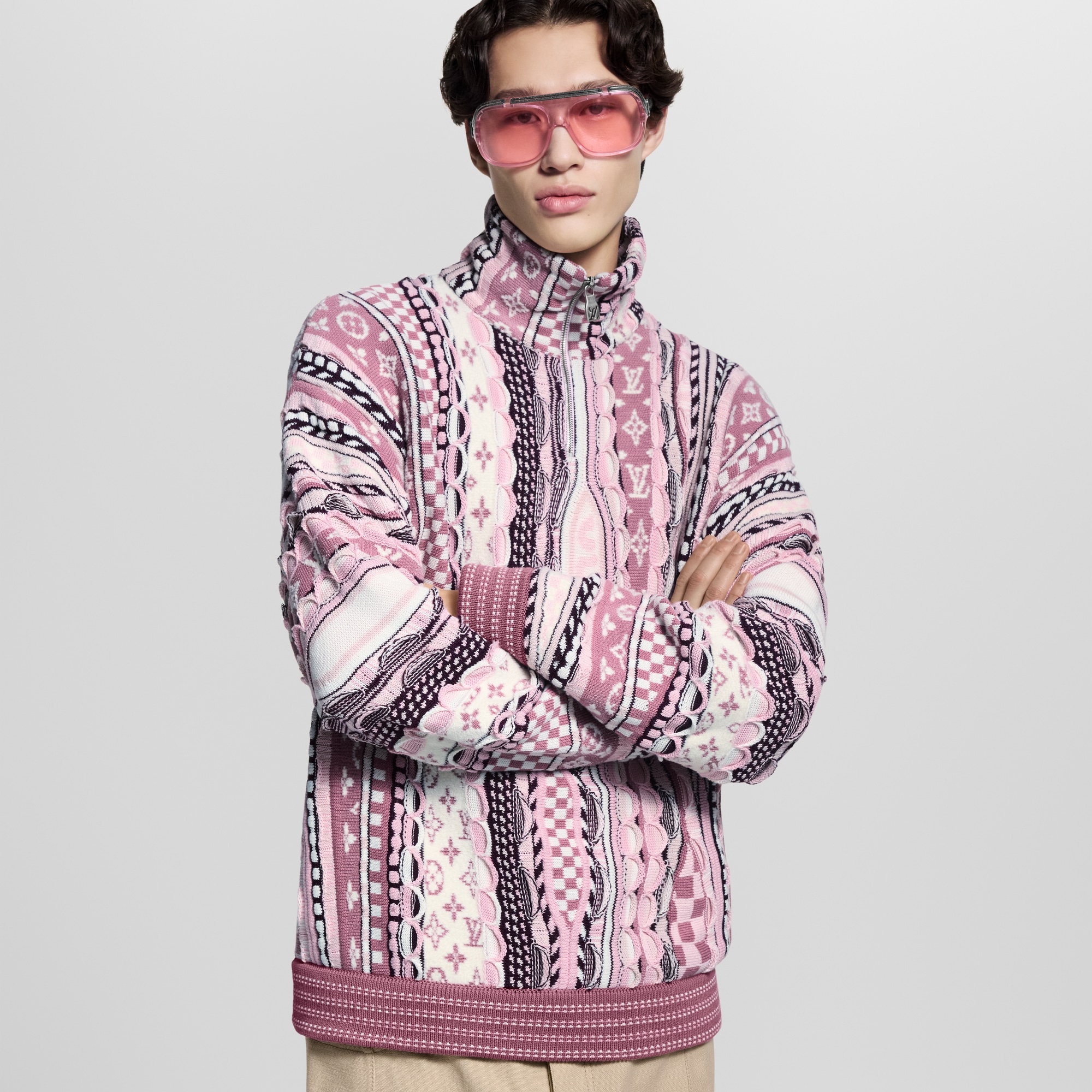  Ready-to-Wear All Ready-to-Wear Half-Zip Pullover | Louis Vuitton ® (Product zoom)