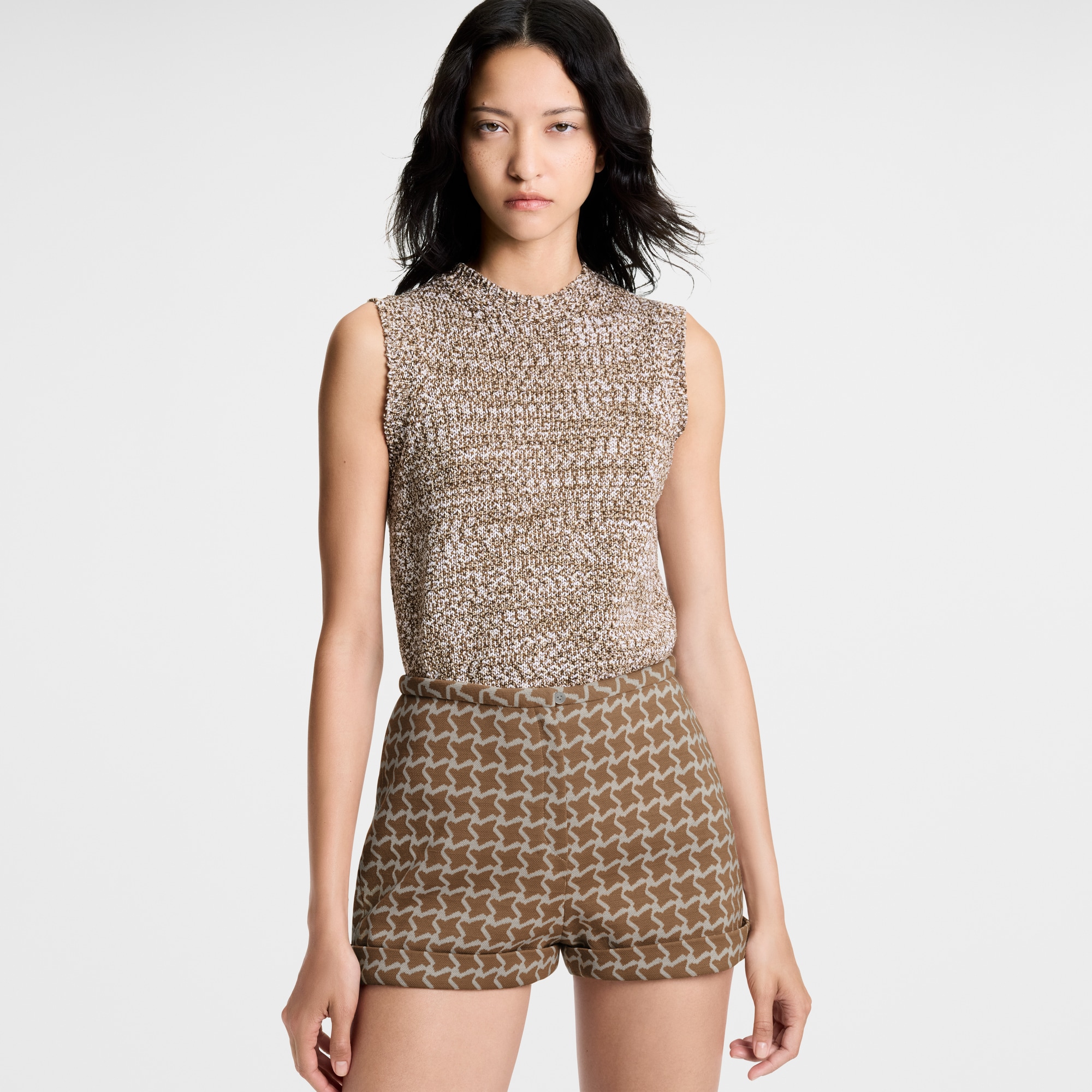  Ready-to-Wear Skirts and Shorts Honeycomb Jacquard Mini Shorts | Louis Vuitton ® (Product zoom)