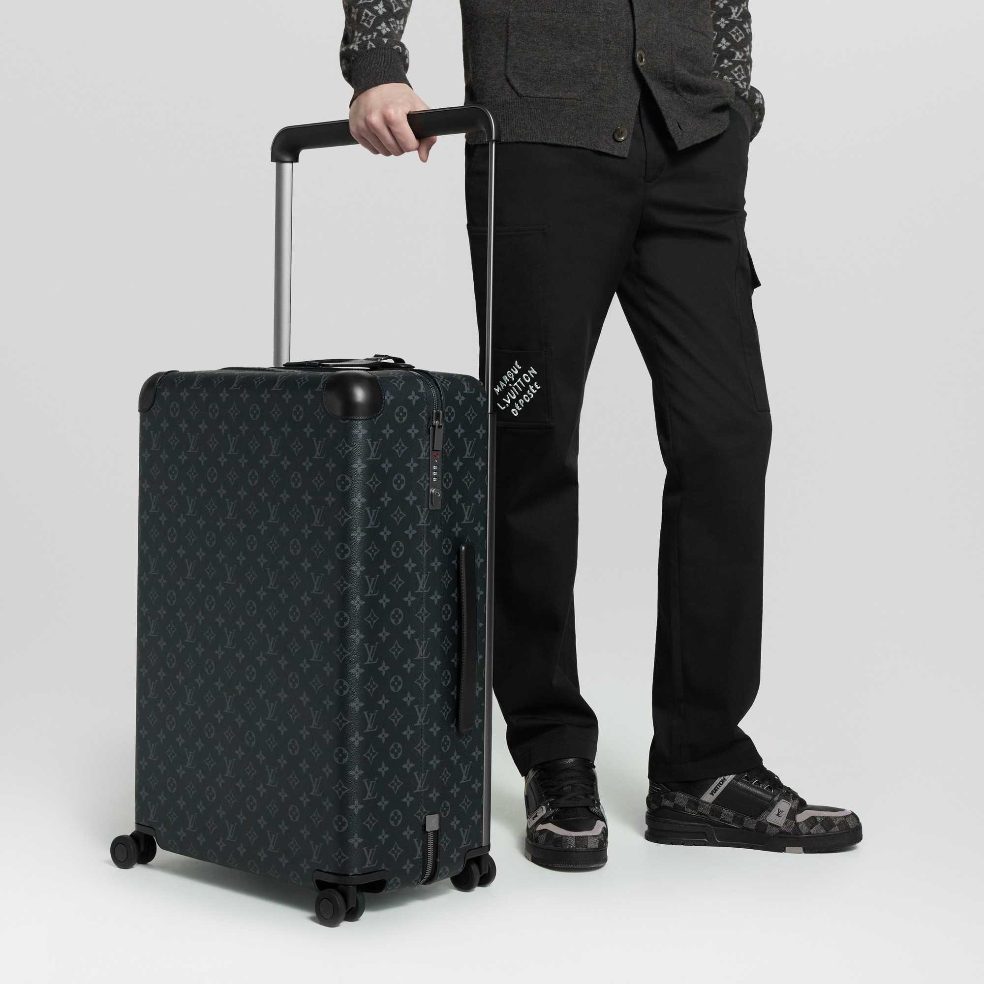 Monogram Eclipse Canvas Travel Rolling Luggage Horizon 70 | Louis Vuitton ® (Product zoom)
