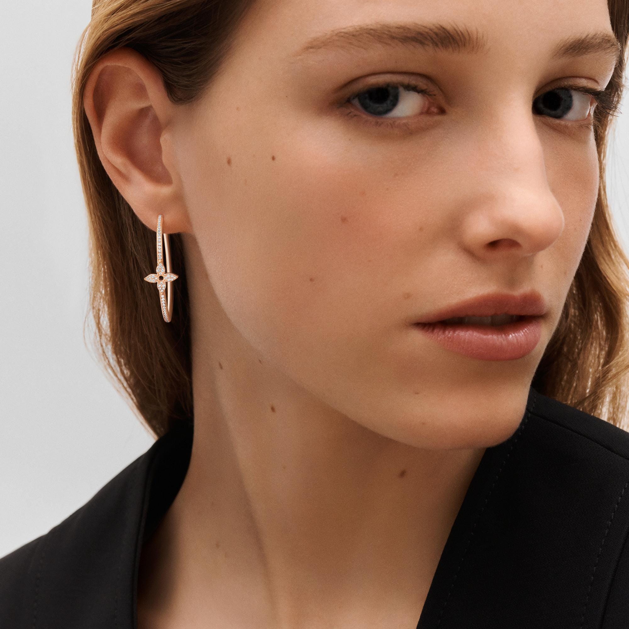  Categories All Fine Jewelry Idylle Blossom Hoops, Pink Gold And Diamonds | Louis Vuitton ® (Product zoom)