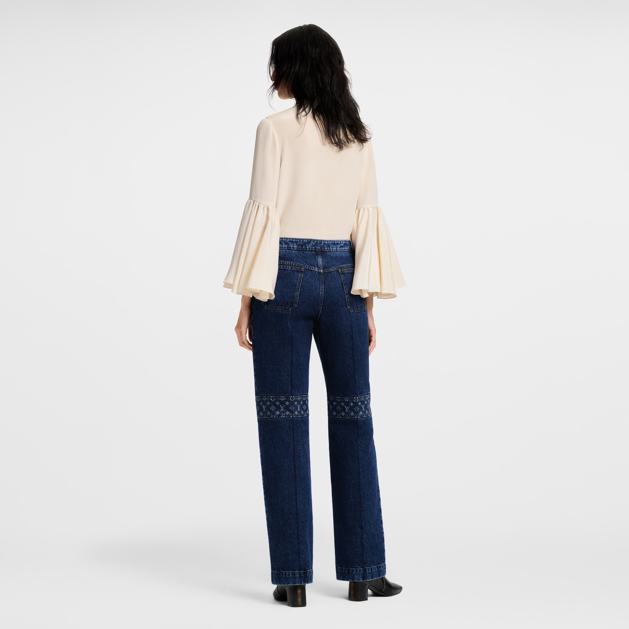  Prêt-à-Porter Pantalons Jean en denim brut à détails Monogram | Louis Vuitton ® (Zoom produit)