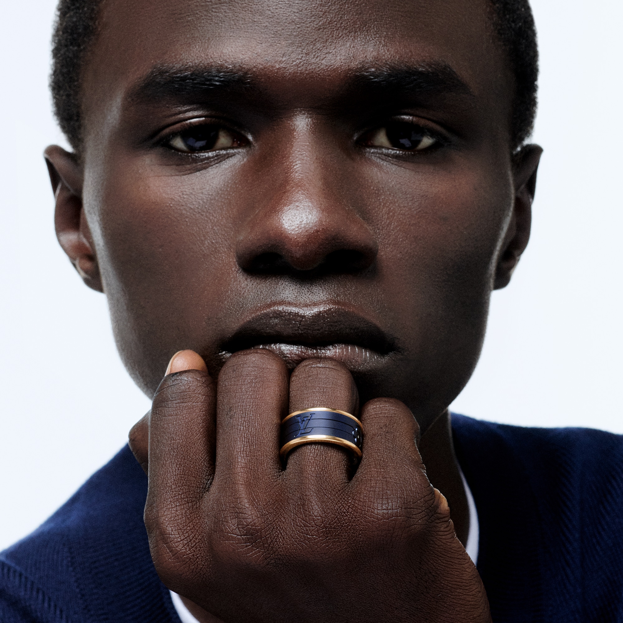  Categories Rings Les Gastons Vuitton Puzzle Ring, Yellow Gold and Titanium | Louis Vuitton ® (Product zoom)