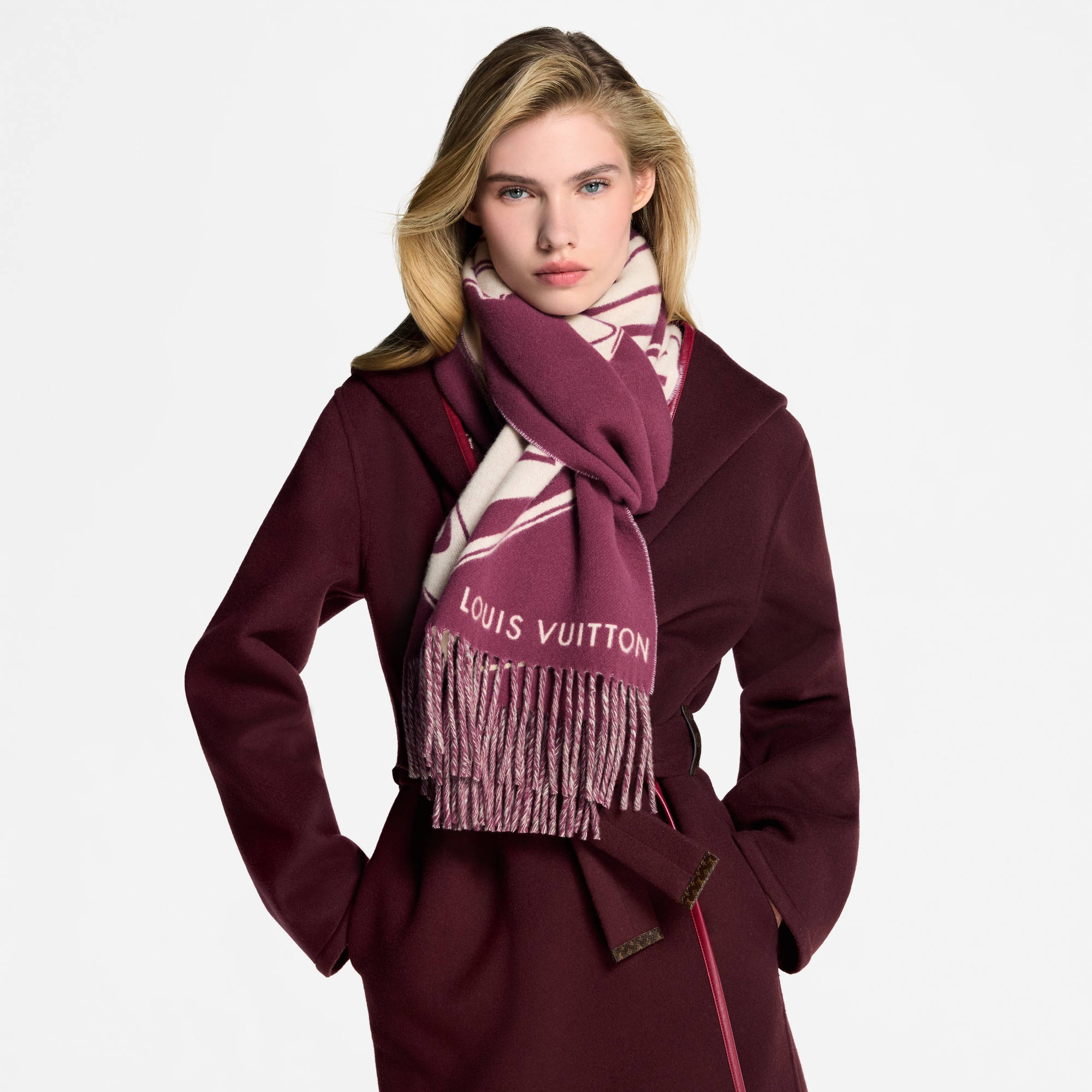 S00 Accessories Scarves  Lock And Keys Scarf | Louis Vuitton ® (Product zoom)
