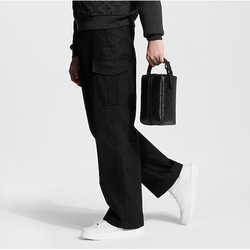 G72 Travel Travel Accessories Locker Dopp Kit | Louis Vuitton ® (Product zoom)