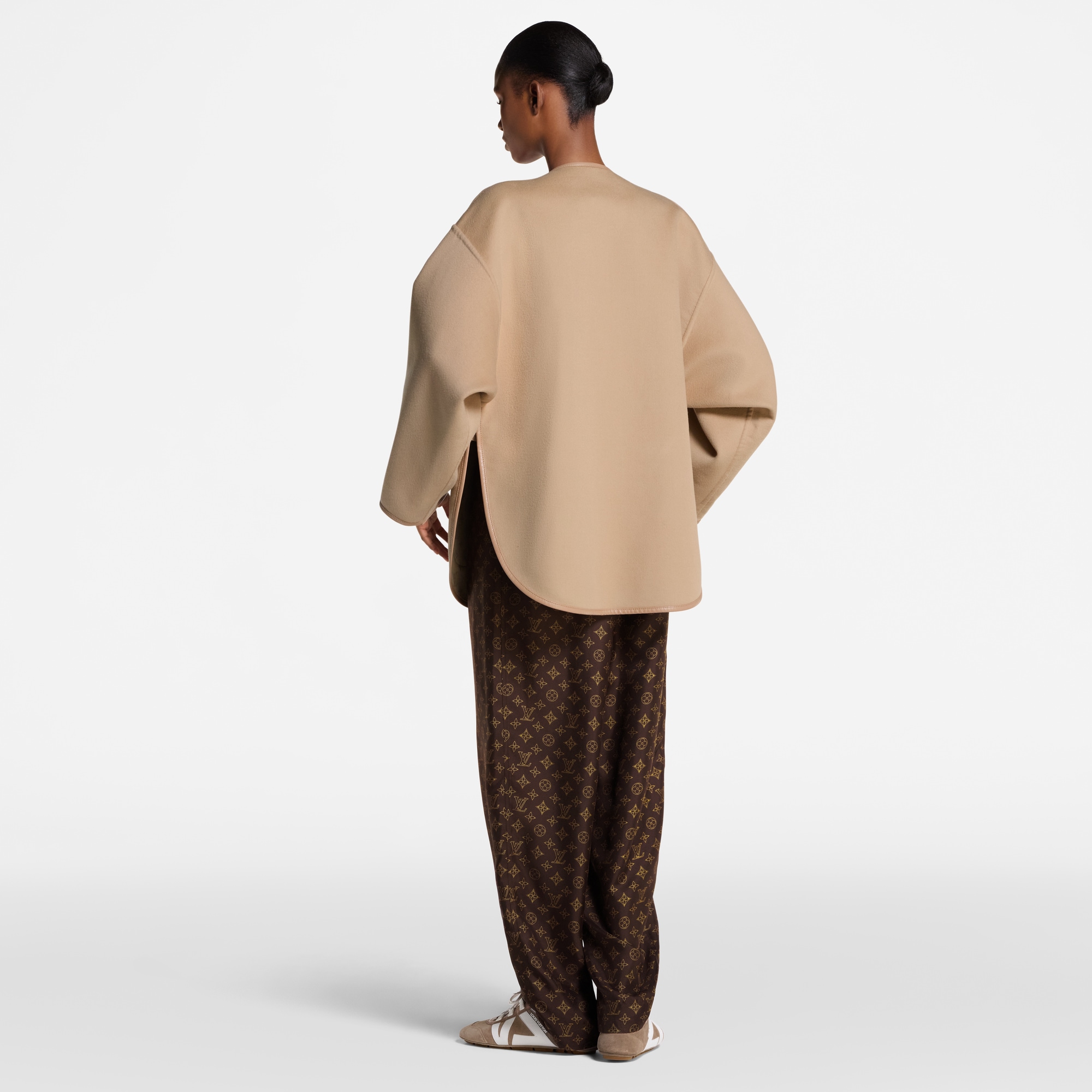  Ready-to-Wear Coats and Jackets Long Double Face Toggle Detail Coat | Louis Vuitton ® (Product zoom)
