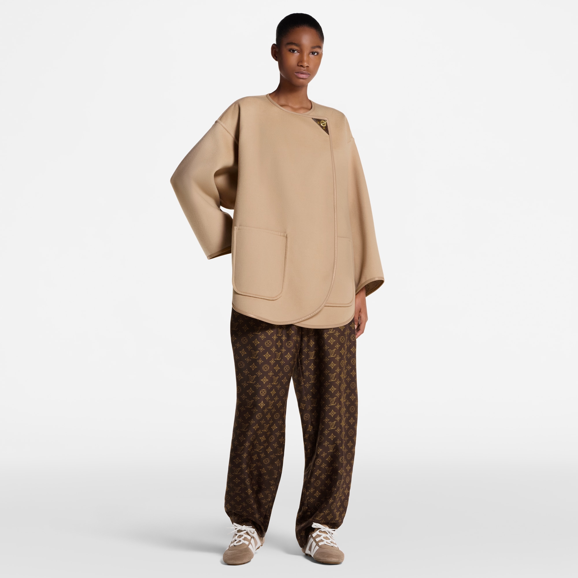  Ready-to-Wear Coats and Jackets Long Double Face Toggle Detail Coat | Louis Vuitton ® (Product zoom)