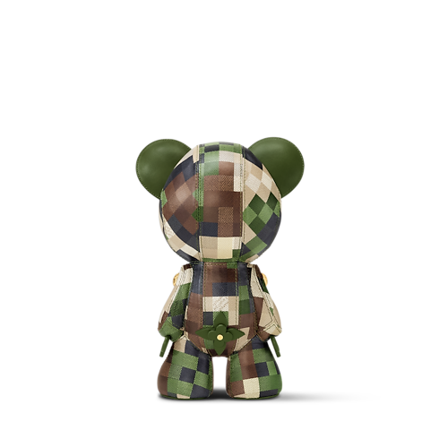 Nylon Highlights Art of Living Campaign Louis Collectible | Louis Vuitton ® (Product zoom)