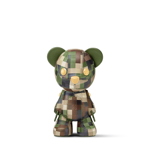 Nylon Highlights Art of Living Campaign Louis Collectible | Louis Vuitton ® (Product zoom)