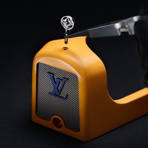 All Watches } Louis Vuitton Camionnette | Louis Vuitton ®