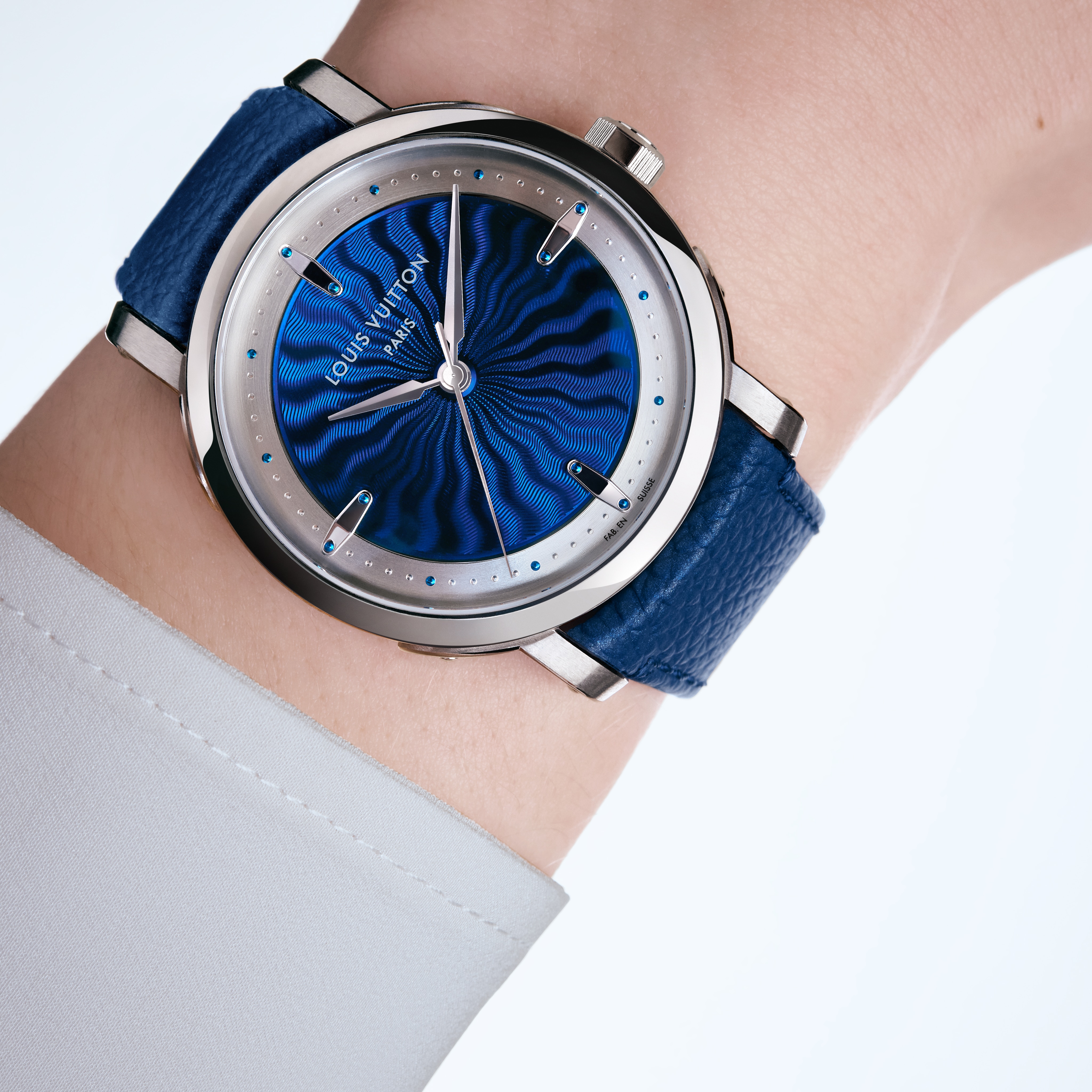  Toutes les Montres } Louis Vuitton Escale, Automatic, 39mm, Platinum | Louis Vuitton ® (Zoom produit)