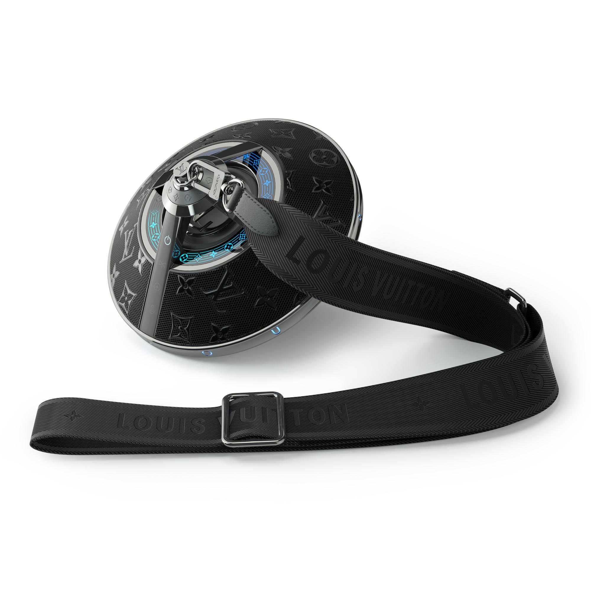  Tech Objects and Accessories Audio, Connected Watches and Accessories Louis Vuitton Horizon Light Up Speaker Strap | Louis Vuitton ® (Product zoom)