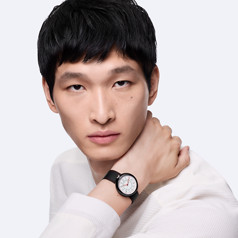 Collections } Louis Vuitton Monterey, automatique, 37mm, céramique et acier | Louis Vuitton ® (Zoom produit)