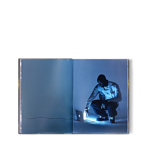 Livres Beaux Livres Louis Vuitton Virgil Abloh, version française | Louis Vuitton ® (Zoom produit)