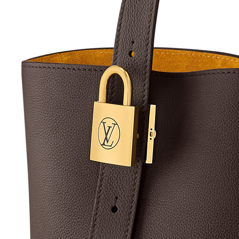 Low Key Handbags All Handbags Low Key Cabas MM | Louis Vuitton ® (Product zoom)