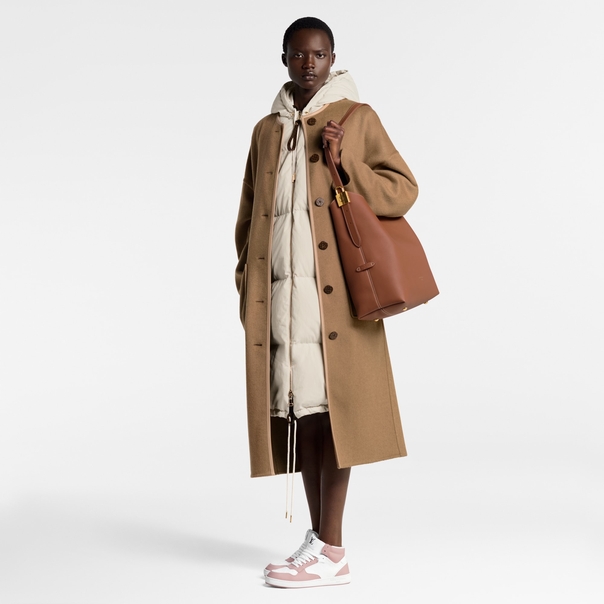 Low Key Handbags All Handbags Low Key Hobo MM | Louis Vuitton ® (Product zoom)