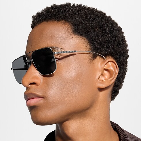 S00 Accessoires Lunettes Lunettes de soleil XL forme aviateur légères Attitude | Louis Vuitton ® (Zoom produit)