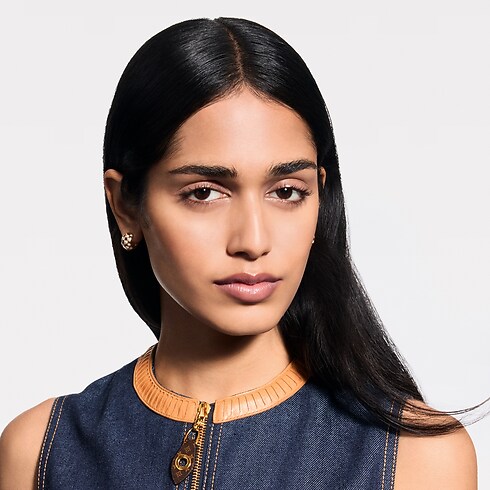 Lèvres } LV Baume - Baume à lèvres | Louis Vuitton ® (Zoom produit)