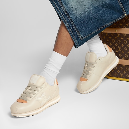 Shoes Sneakers LV BUTTERSOFT Sneaker | Louis Vuitton ® (Product zoom)