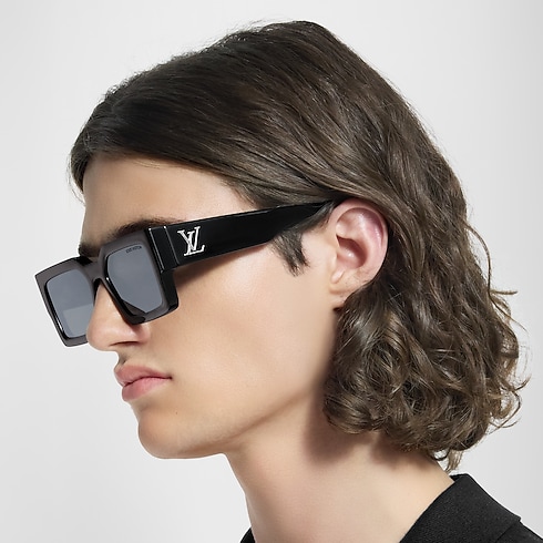 S00 Accessories Sunglasses LV Clash Square Sunglasses | Louis Vuitton ® (Product zoom)