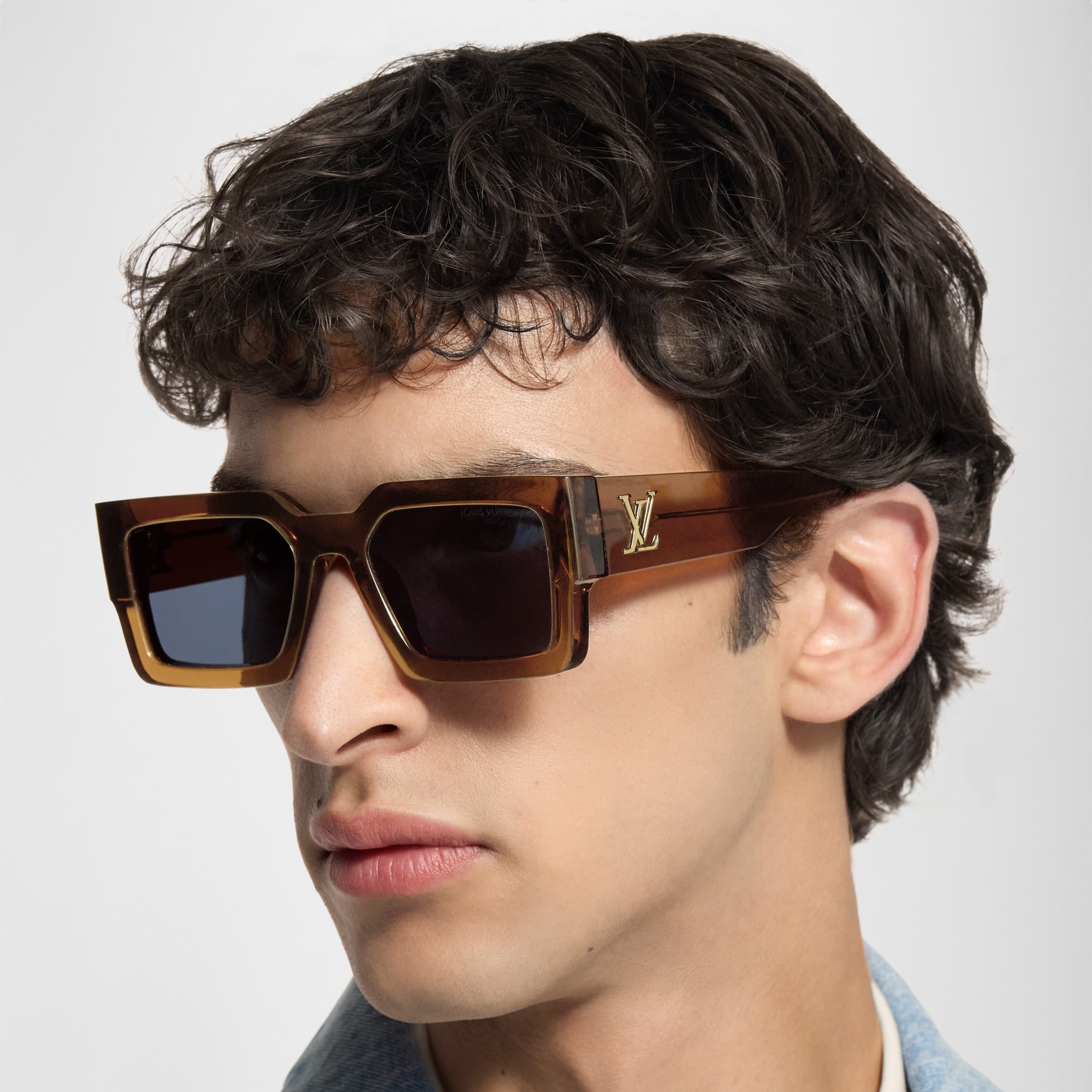 S00 Accessories Sunglasses LV Clash Square Sunglasses | Louis Vuitton ® (Product zoom)