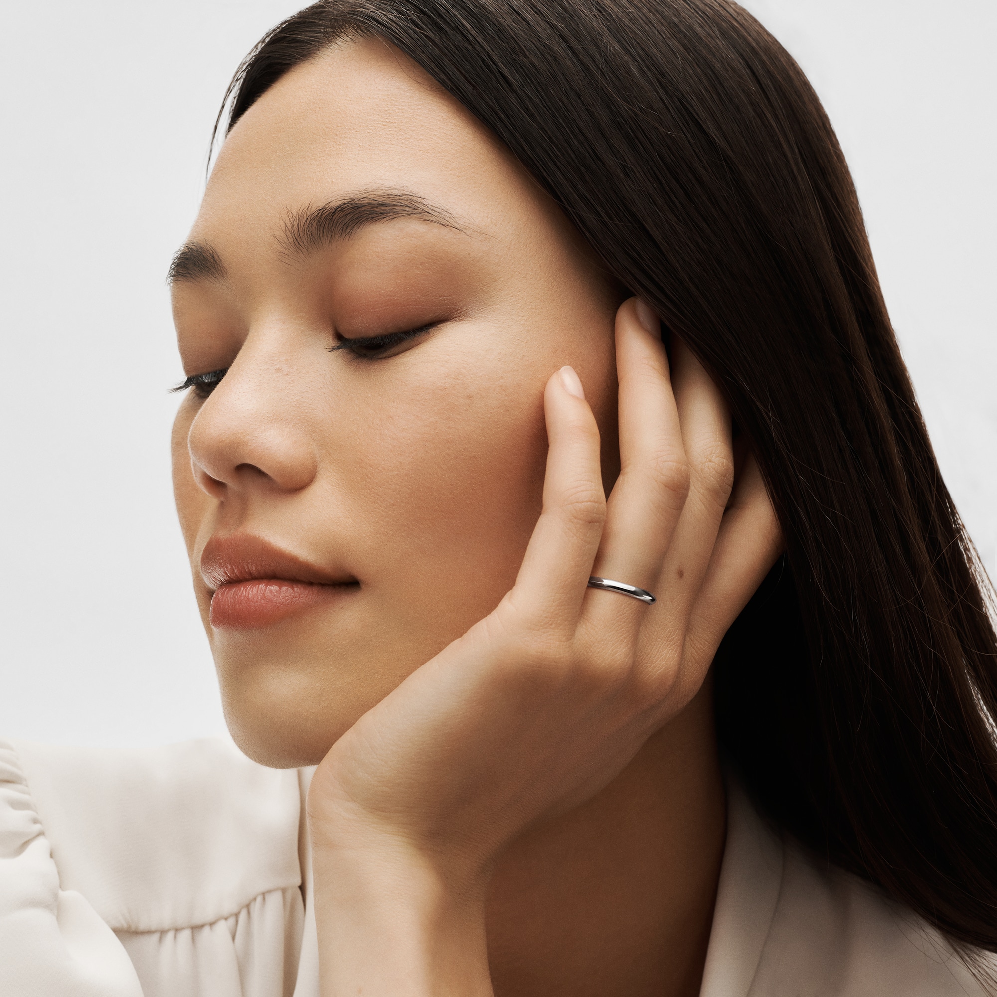  Catégories Wedding Bands LV Diamonds 2.5mm Wedding Band, Platinum | Louis Vuitton ® (Zoom produit)