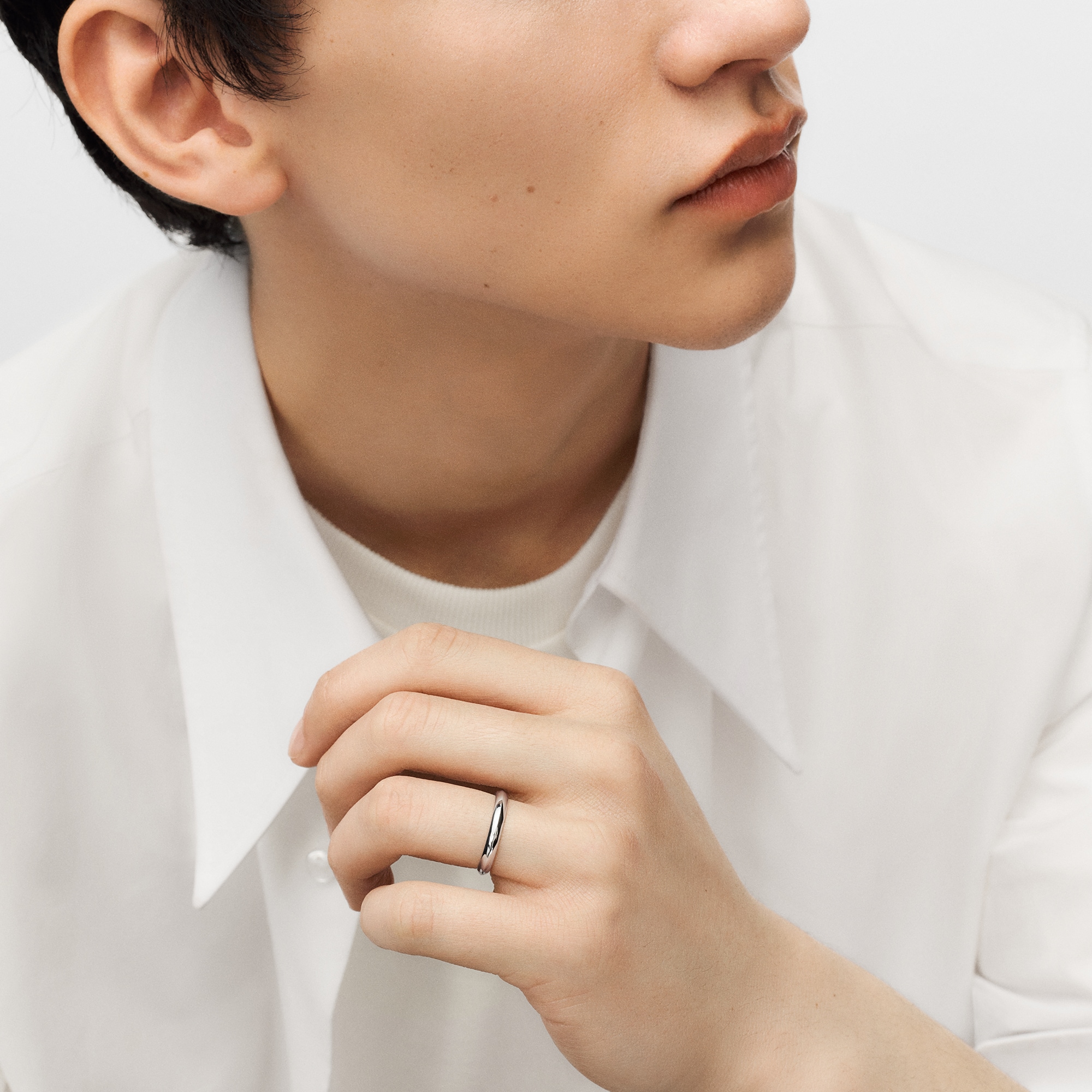  Categories Wedding Bands LV Diamonds 3mm Wedding Band, Platinum | Louis Vuitton ® (Product zoom)