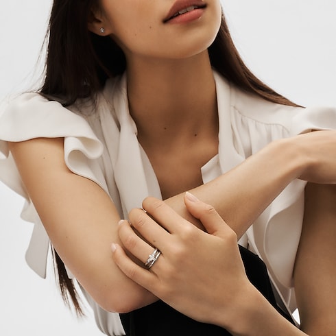 Collections LV Diamonds LV Diamonds Solitaire, LV Monogram Star cut | Louis Vuitton ® (Product zoom)