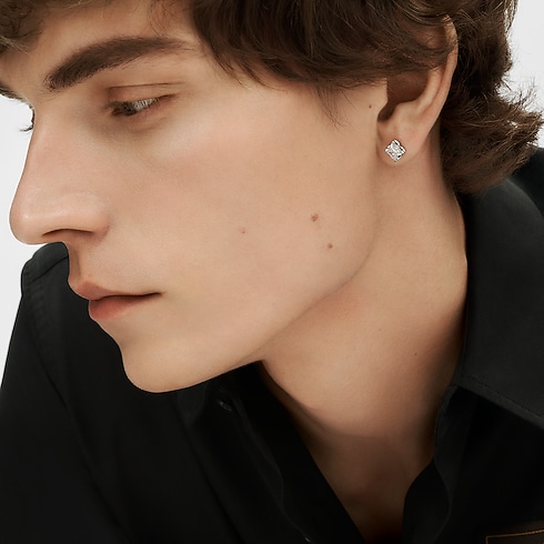 Collections LV Diamonds LV Diamonds Stud, LV Monogram Star cut - per unit | Louis Vuitton ® (Product zoom)