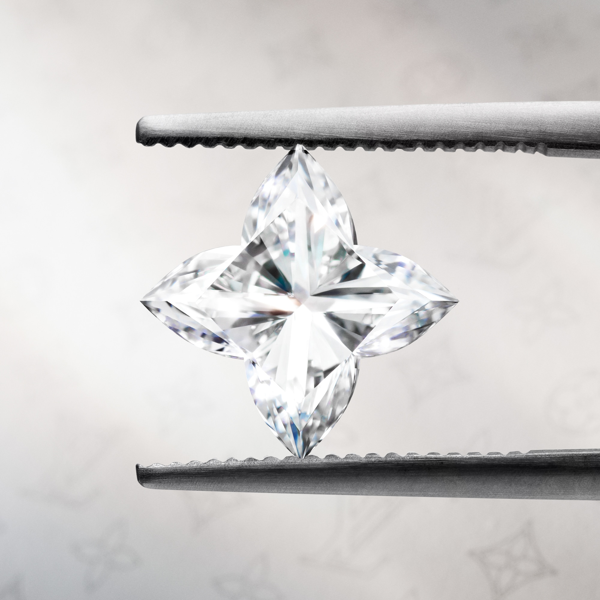 LV Diamonds Stud, LV Monogram Star cut - per unit - Jewelry