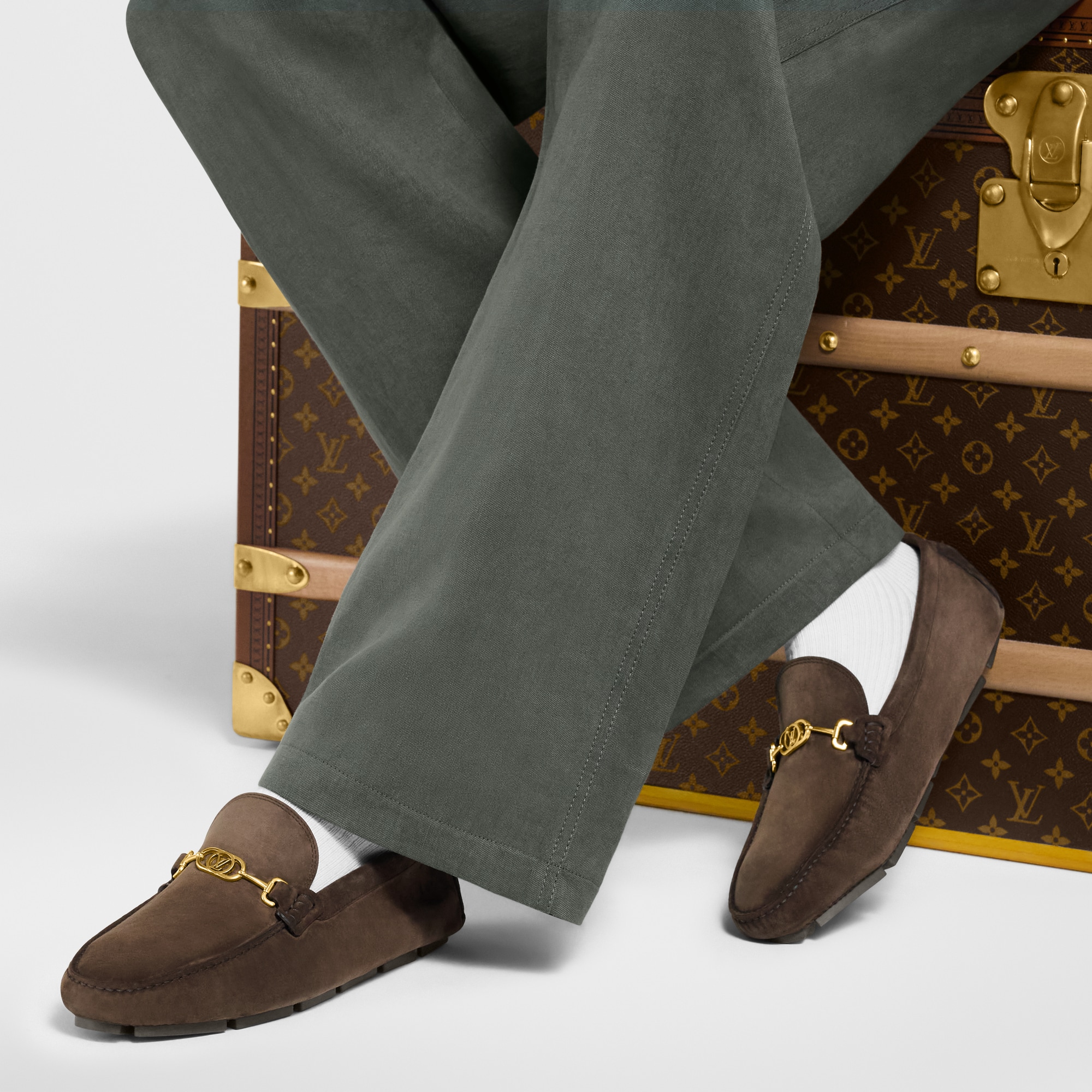  Shoes Loafers and Moccasins LV Driver Moccasin | Louis Vuitton ® (Product zoom)