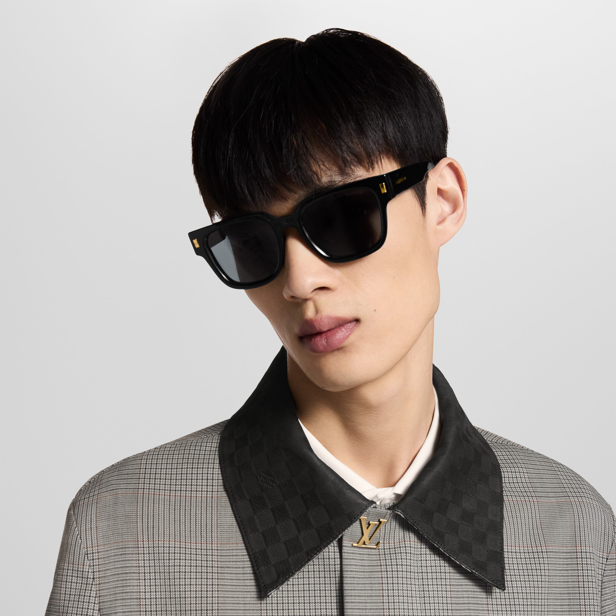 S00 Accessories Sunglasses LV Escape Square Sunglasses | Louis Vuitton ® (Product zoom)