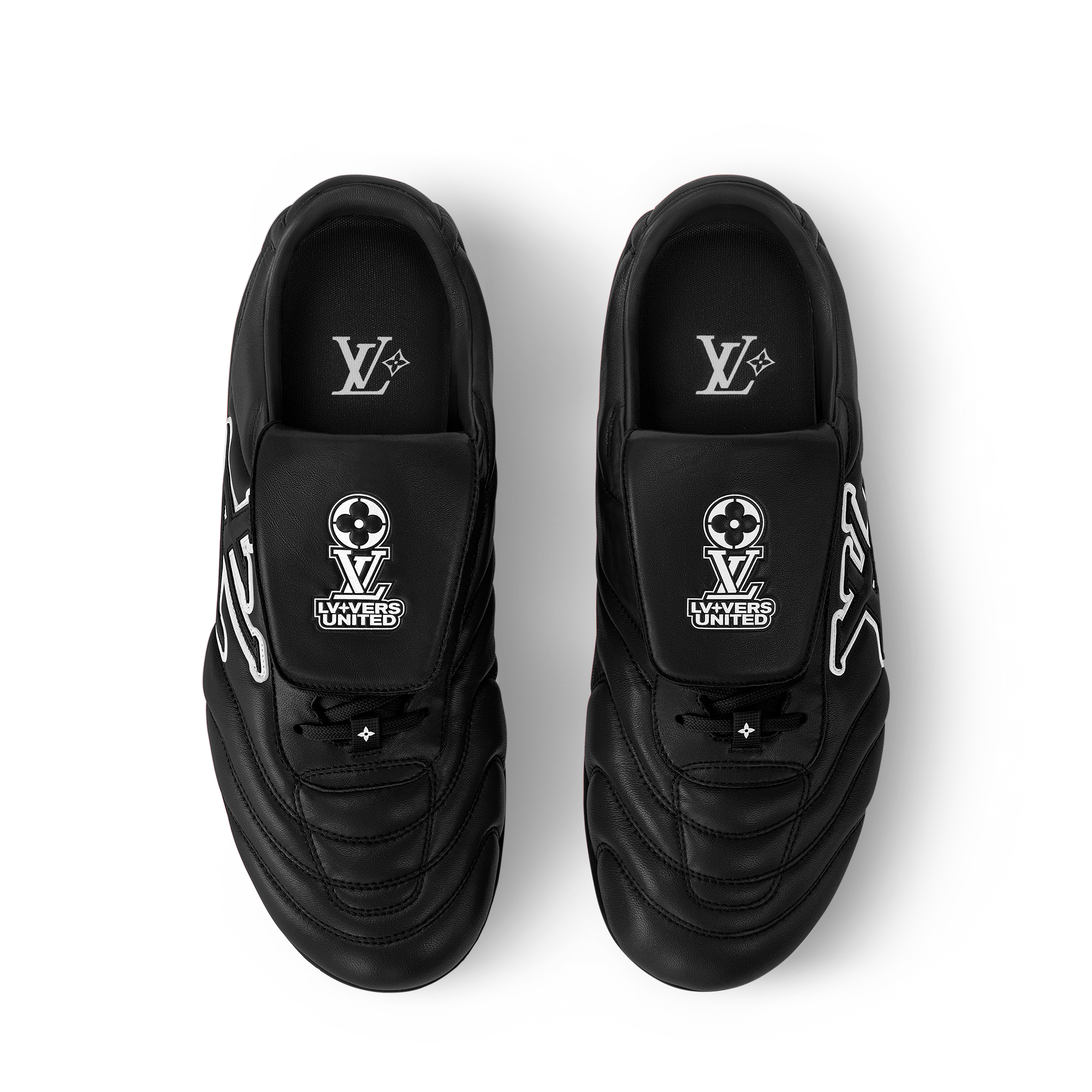  Shoes Sneakers LV Footprint Soccer Sneaker | Louis Vuitton ® (Product zoom)