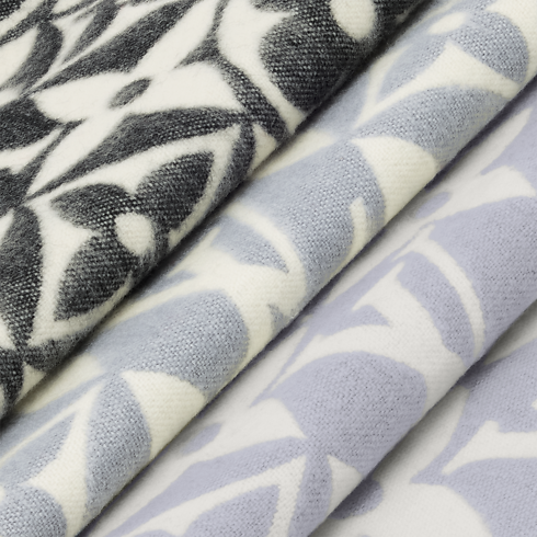 S00 Accessories Scarves LV Frosty Gradient Scarf | Louis Vuitton ® (Product zoom)