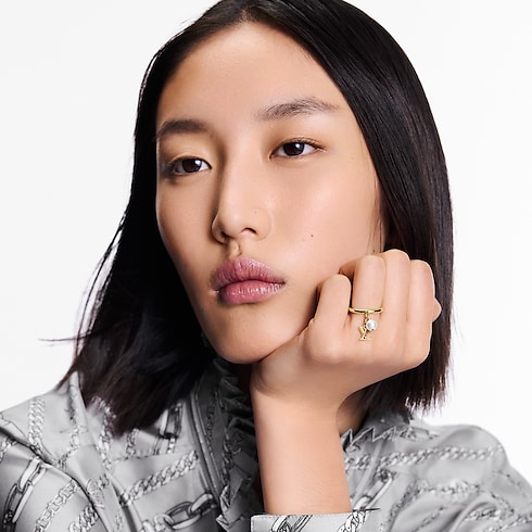 S00 Fashion Jewelry Rings LV Iconic Louisa Ring | Louis Vuitton ® (Product zoom)