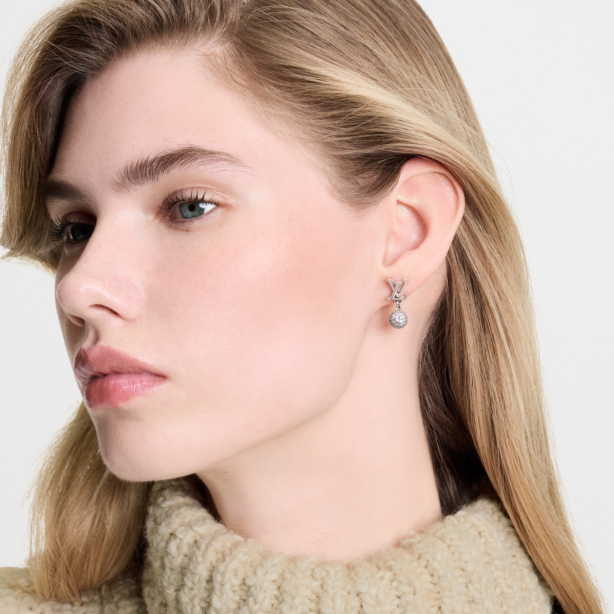 S00 Fashion Jewelry Earrings LV Iconic Louisa Strass Earrings | Louis Vuitton ® (Product zoom)