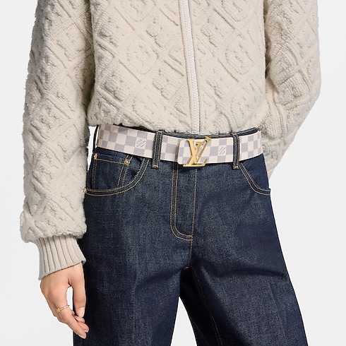 LV Initiales 40mm Reversible Belt Cropped Worn View