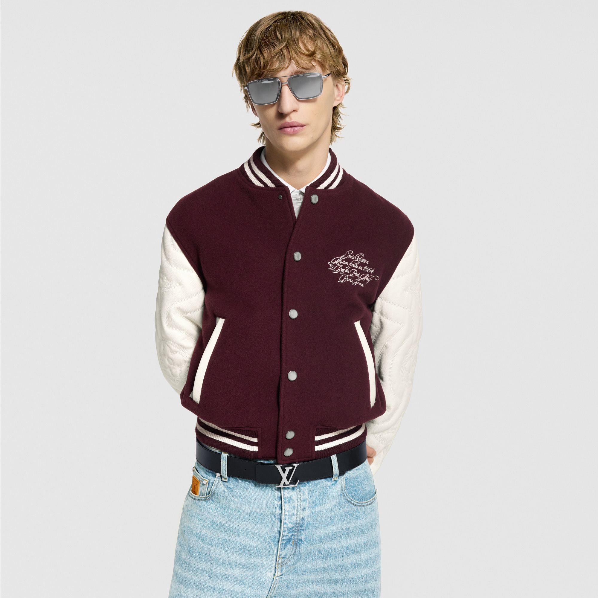  Accessories Belts LV Initiales Blason 40mm Reversible Belt | Louis Vuitton ® (Product zoom)