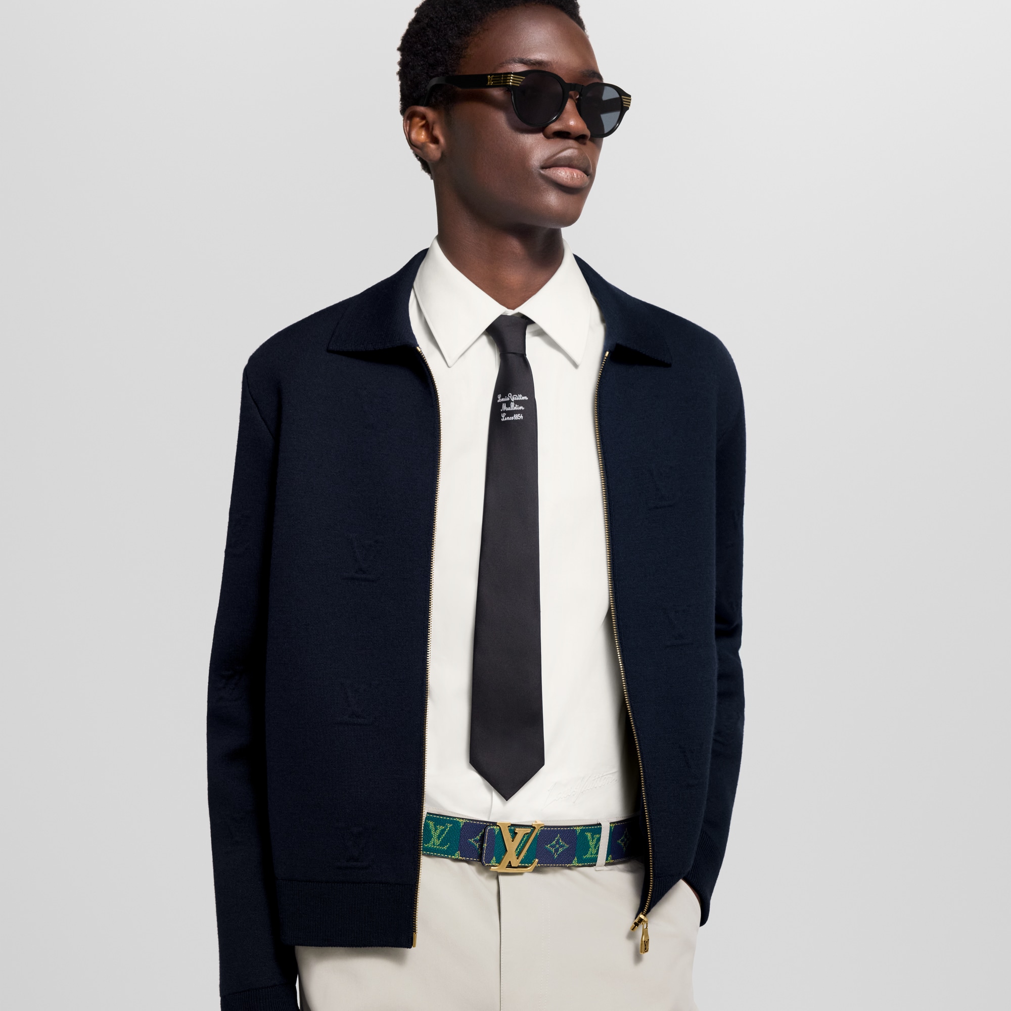  Accessories Belts LV Initiales College Monogram Heritage 40mm Reversible Belt | Louis Vuitton ® (Product zoom)