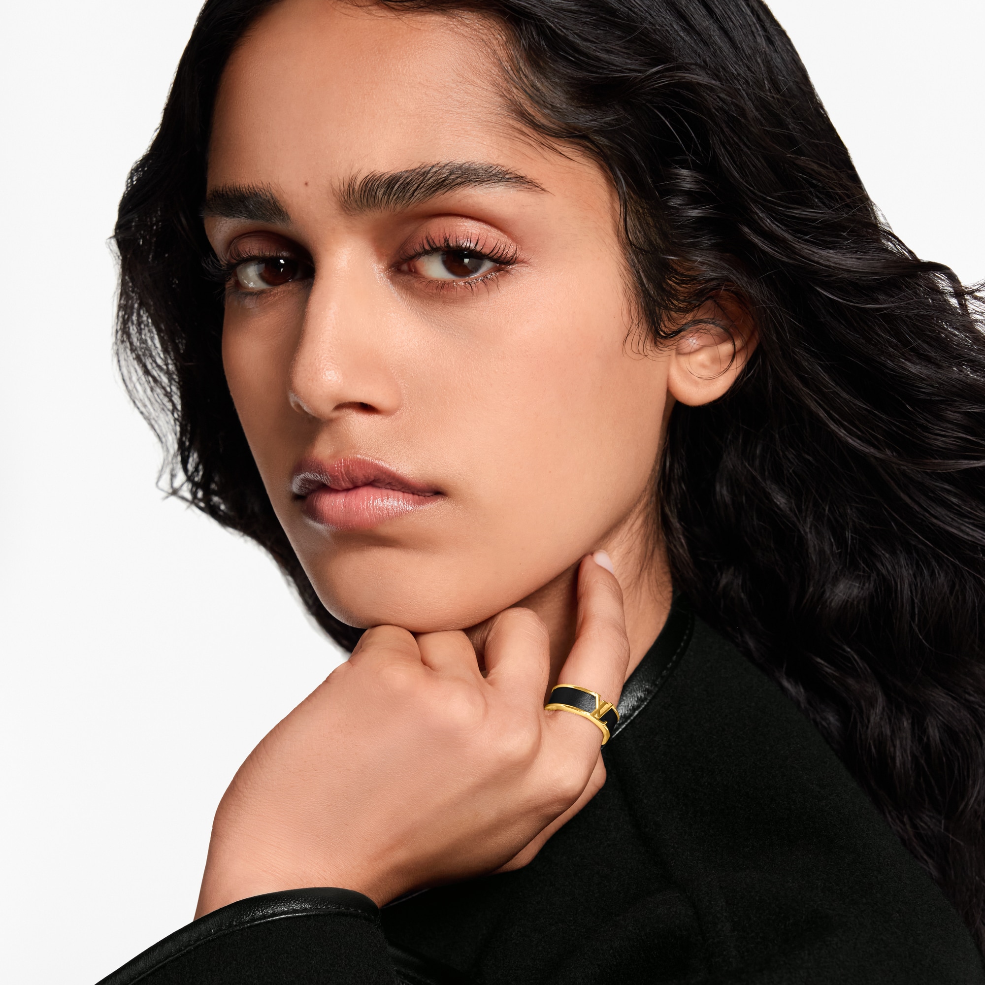 S00 Fashion Jewelry Rings LV Initiales Ring | Louis Vuitton ® (Product zoom)