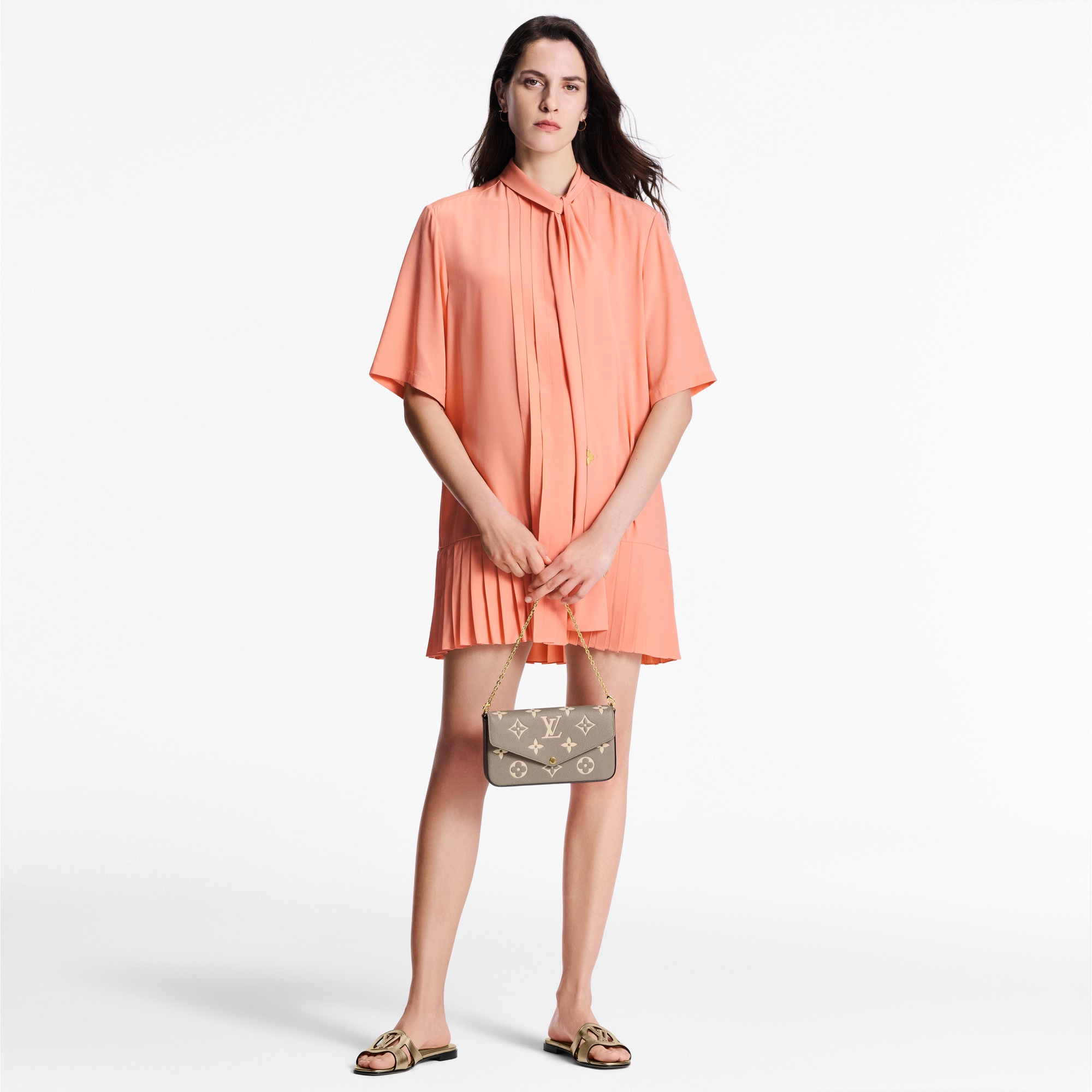  Shoes Mules and Slides LV Isola Flat Mule | Louis Vuitton ® (Product zoom)