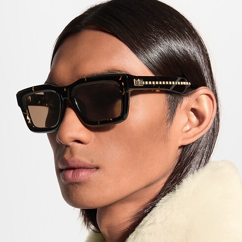 S00 Accessories Eyewear LV Journey Square Sunglasses | Louis Vuitton ® (Product zoom)