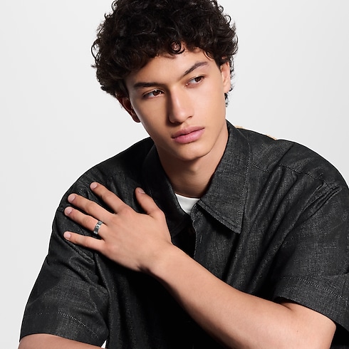 S00 Fashion Jewelry Rings LV Mosaic Thin Ring | Louis Vuitton ® (Product zoom)