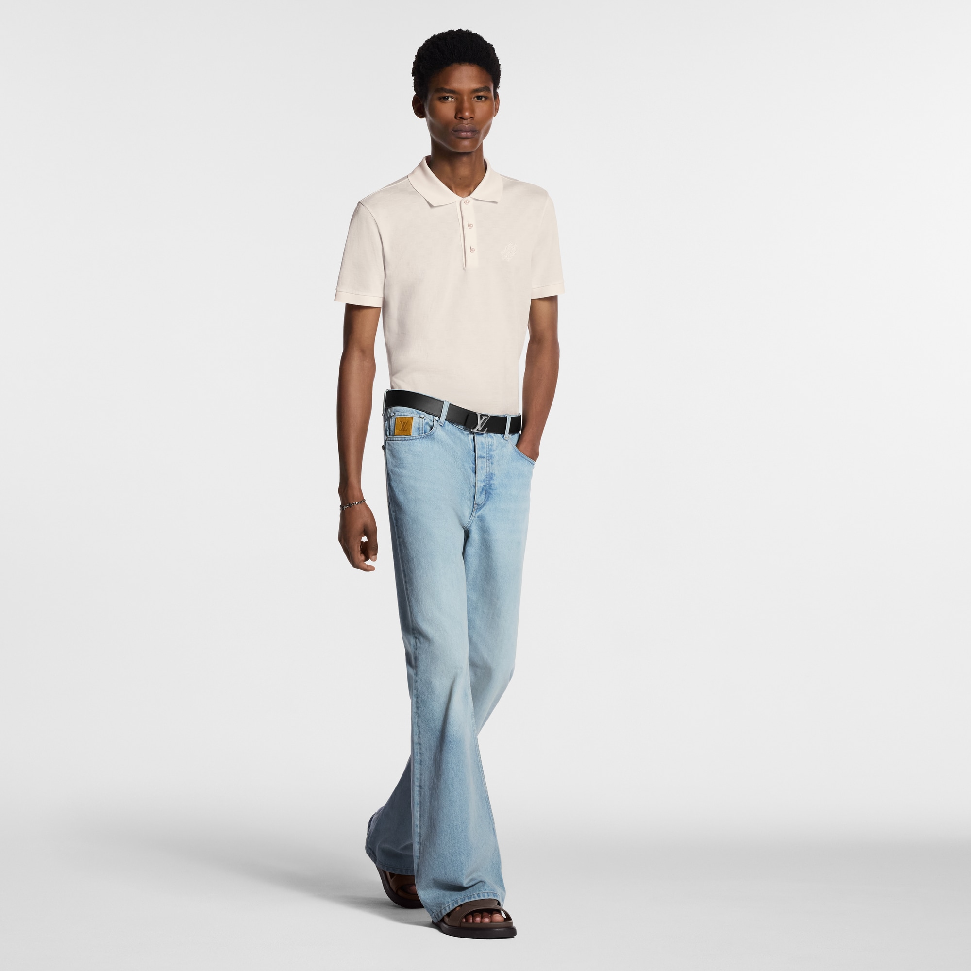  Shoes Sandals LV Oasis Mule | Louis Vuitton ® (Product zoom)