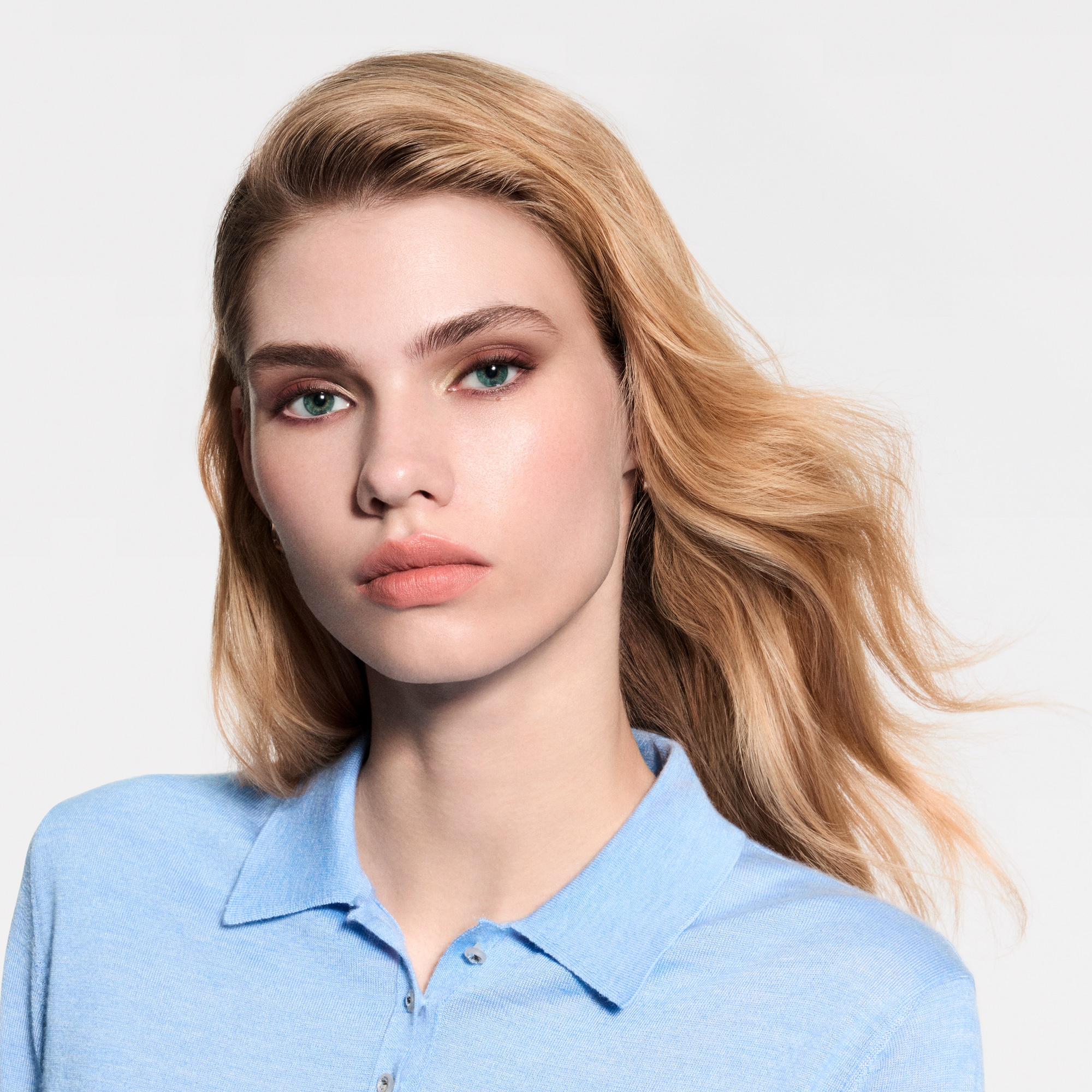  Eyes } LV Ombres - Eyeshadow Palette Refill | Louis Vuitton ® (Product zoom)