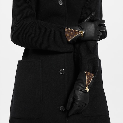 LV Reveal Gloves Cropped Worn View