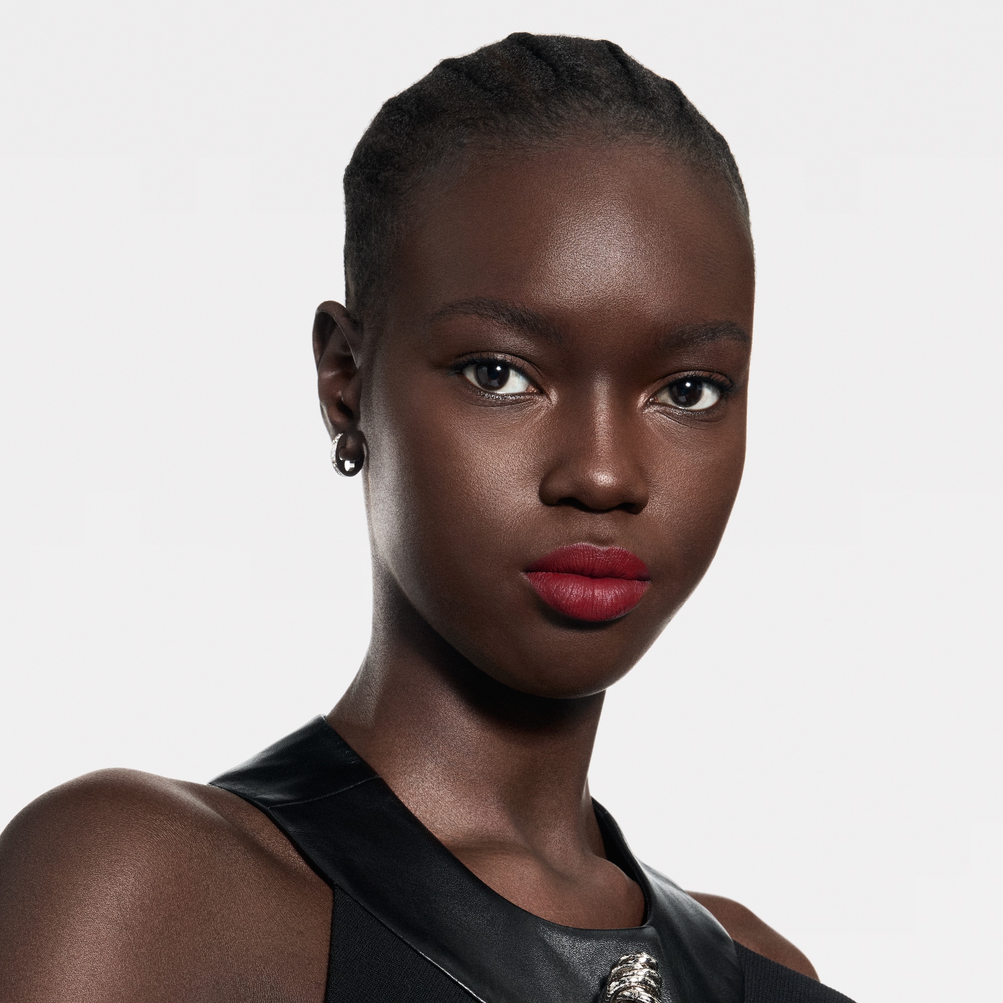  Lips } LV Rouge - Matte Lipstick | Louis Vuitton ® (Product zoom)