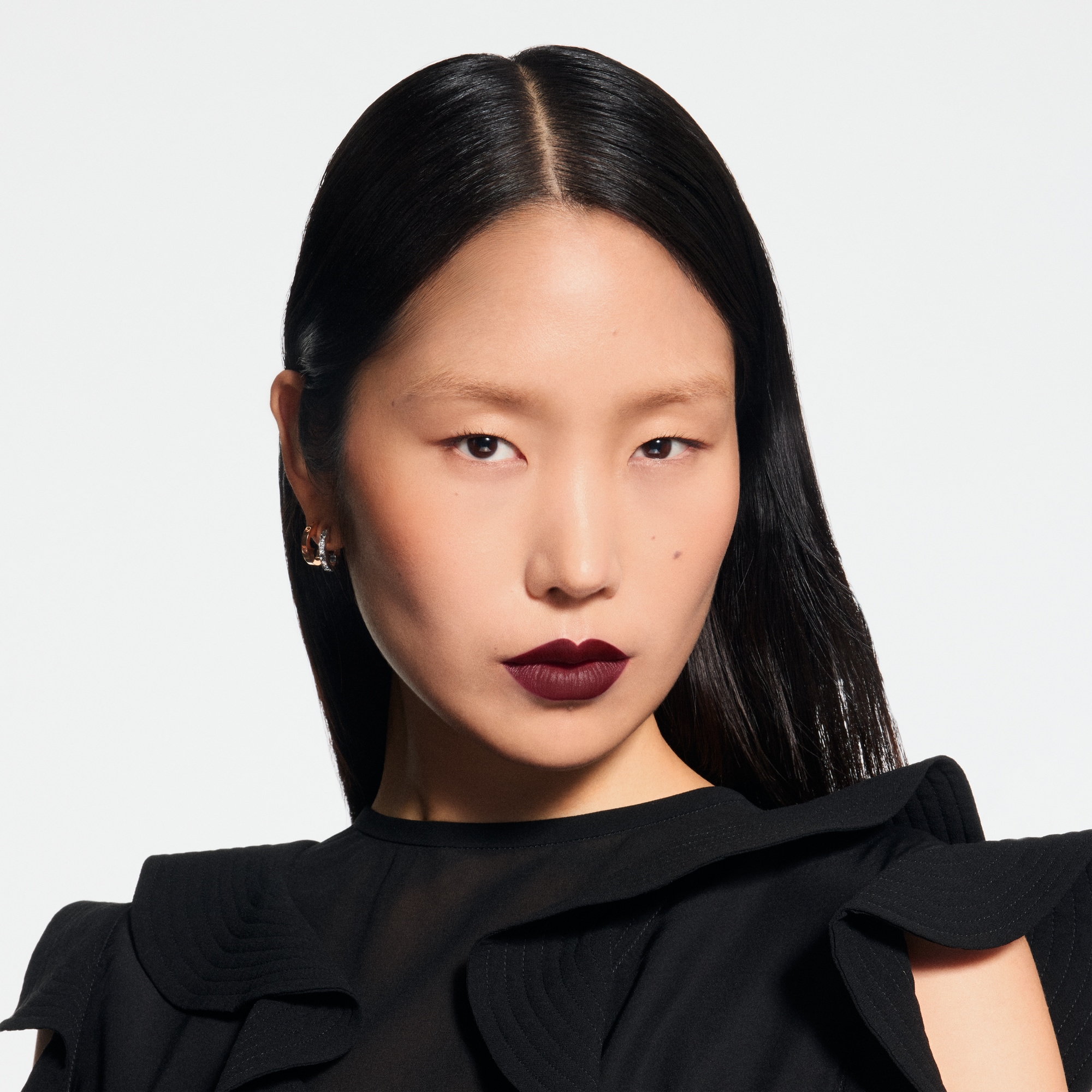  Lips } LV Rouge - Matte Lipstick | Louis Vuitton ® (Product zoom)