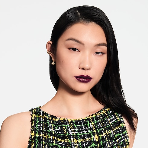 Lèvres } LV Rouge - Recharge de rouge à lèvres satin | Louis Vuitton ® (Zoom produit)