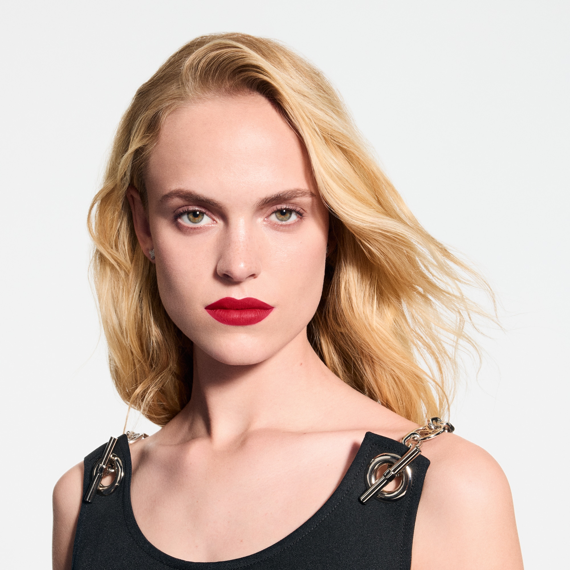  Lèvres } LV Rouge - Rouge à lèvres mat | Louis Vuitton ® (Zoom produit)