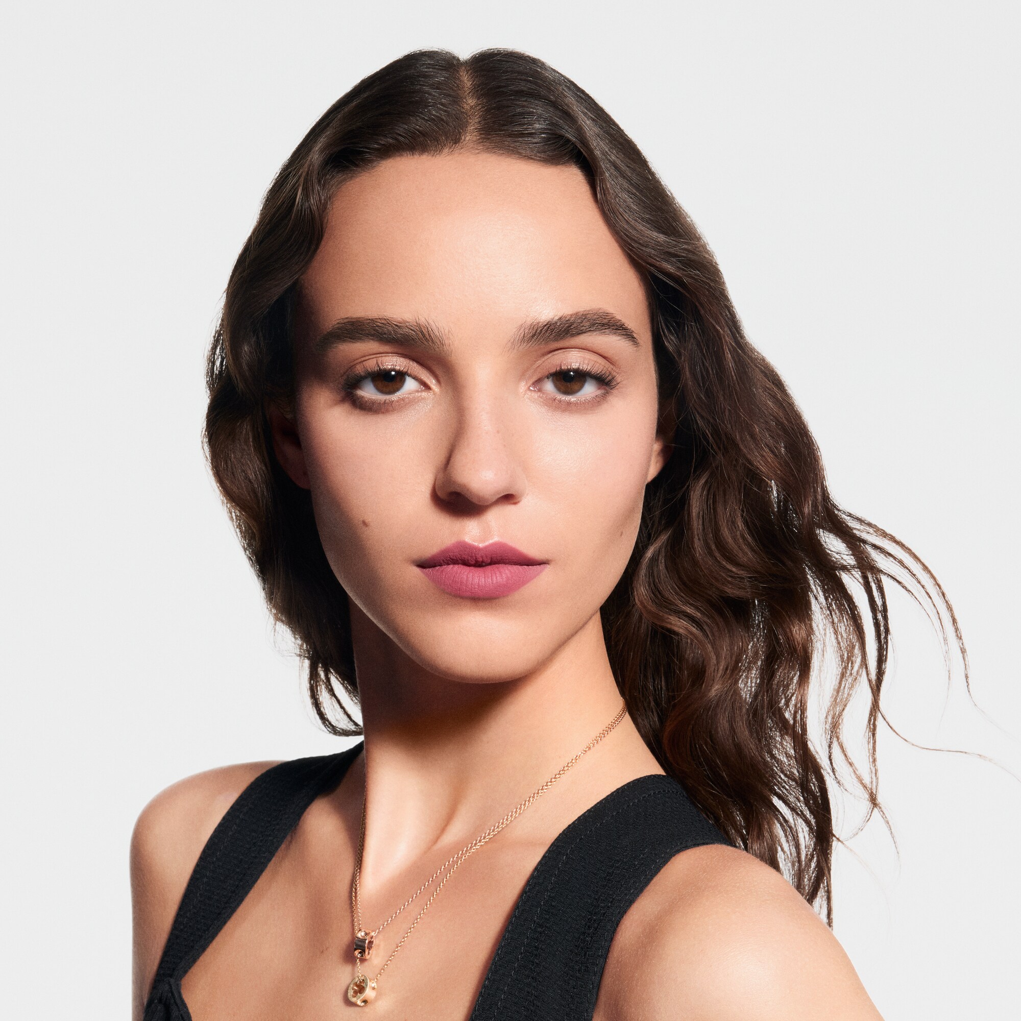  Lèvres } LV Rouge - Rouge à lèvres mat | Louis Vuitton ® (Zoom produit)